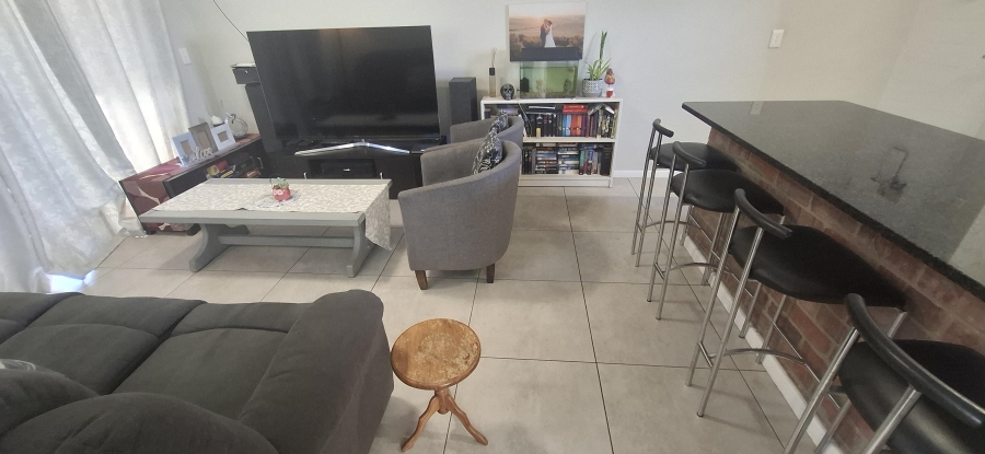 To Let 2 Bedroom Property for Rent in Brackenfell South Western Cape
